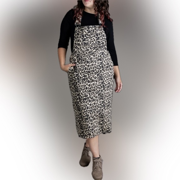 Nuggles Dresses & Skirts - Nuggles Denim Leopard Print Overall Dress size XXL